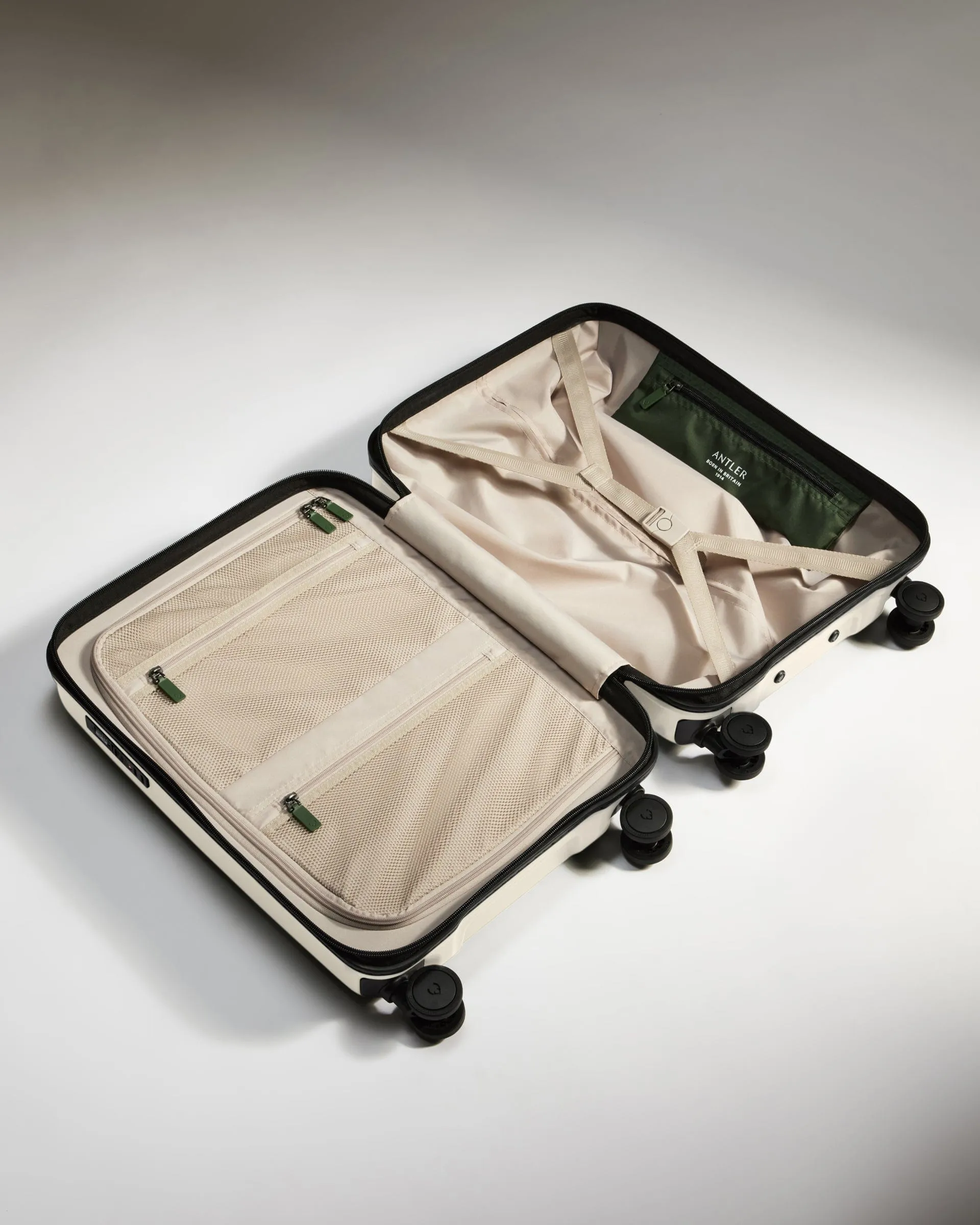 Cabin Suitcase in Taupe - Icon Stripe