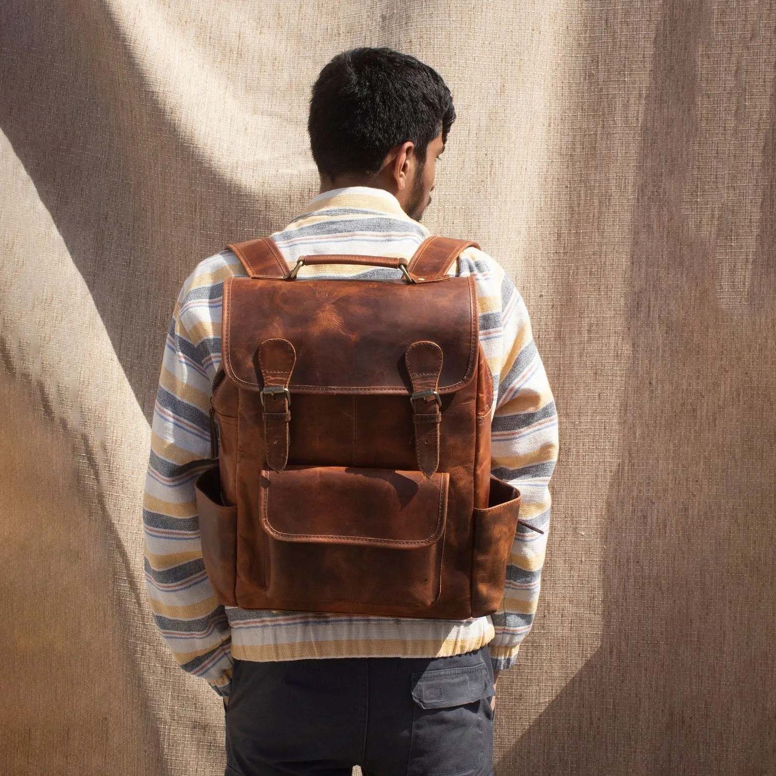 Dazzlo Handmade Leather Backpack - Brown - 12"