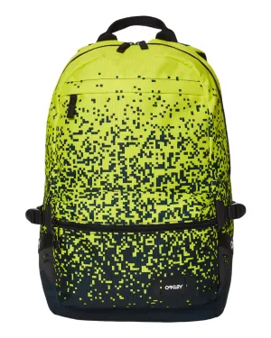 Oakley Street Backpack in Pixel