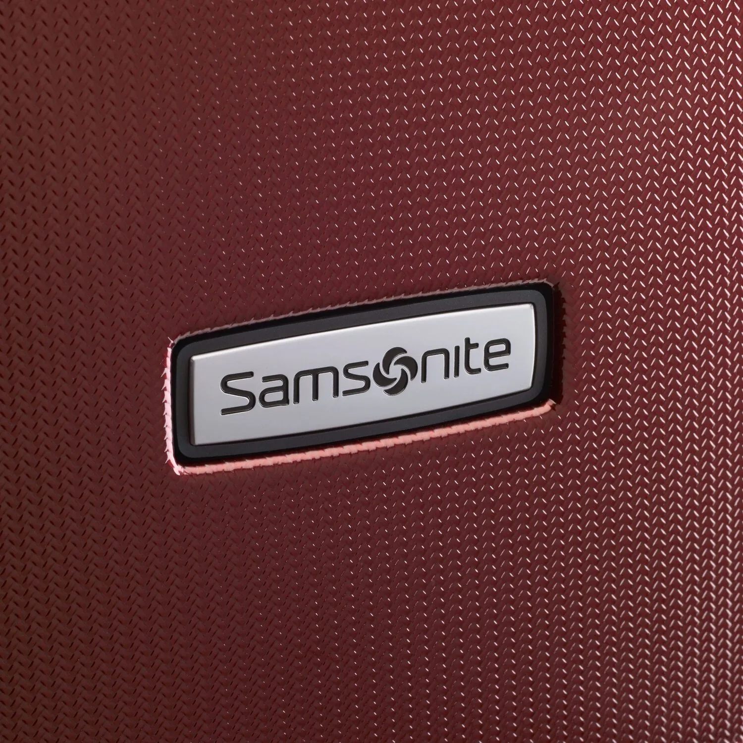 Samsonite Winfield NXT Spinner Underseater Luggage